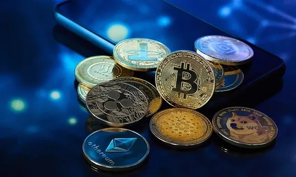 从贫困村到加密帝国：何一的逆袭人生与币安转危为机的秘密