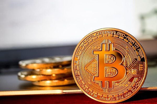 暴赚700点！比特币多单完美狙击战报