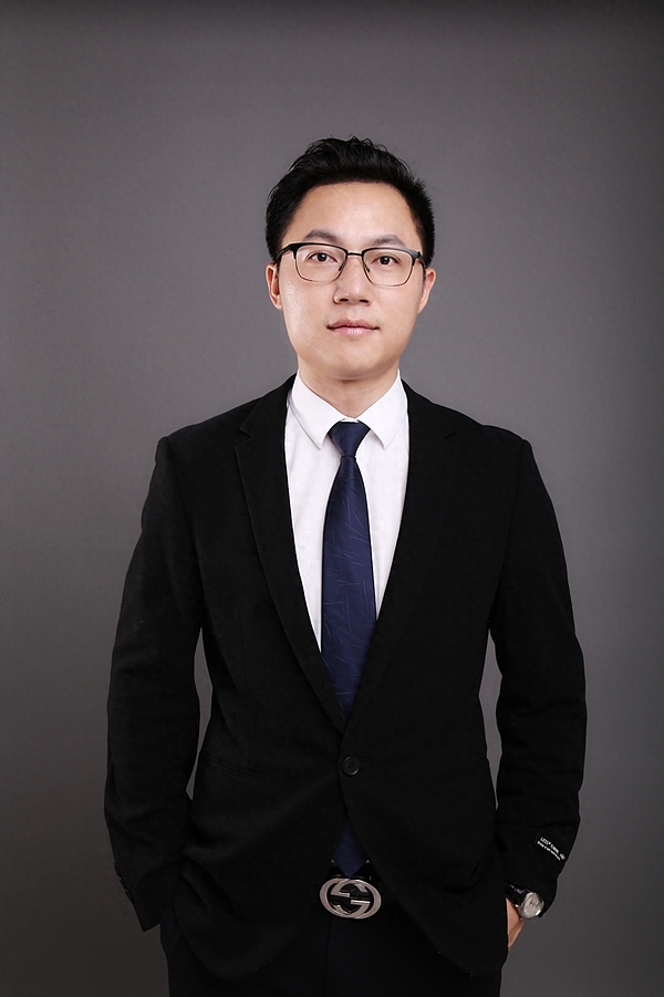 当古老官僚制遇上新兴DAO：一场意料之外的组织革命