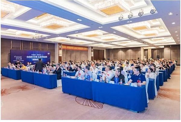 加密市场的最后狂欢：聪明钱正在悄悄撤退？