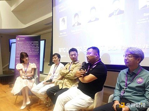 Web3入口争夺战：当8亿用户的通讯巨头遇上加密老将